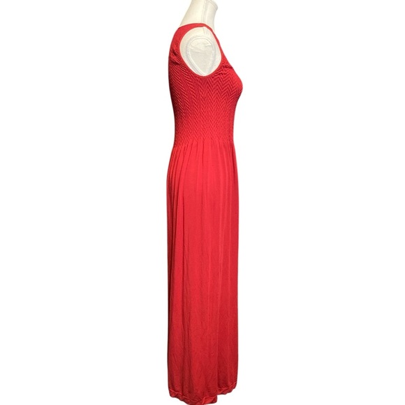 Lark + Grey red sleeveless maxi dress size
L/XL
B - Picture 3 of 8